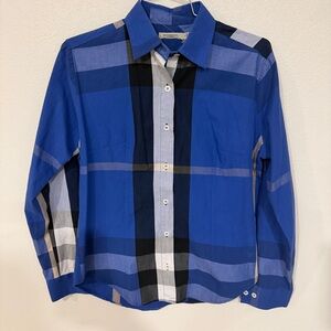 Burberry Plaid women's Long-Sleeve
Check Button-Front Shirt Large